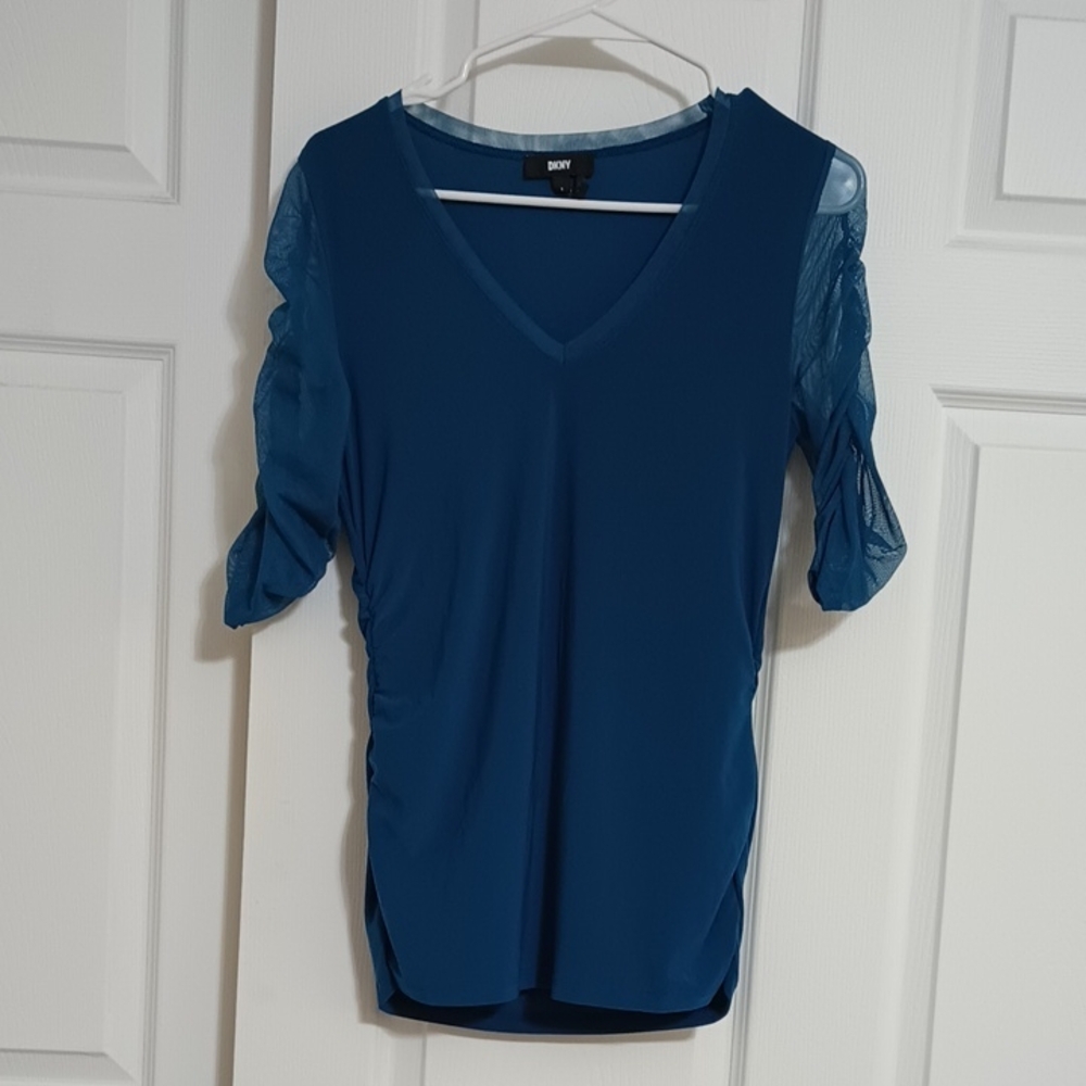 🎈#68 DKNY Women's Teal V-Neck Blouse with Mesh Sleeves. Size: Small